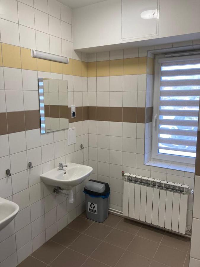 Hostel Przy Stadionie Явожно Экстерьер фото